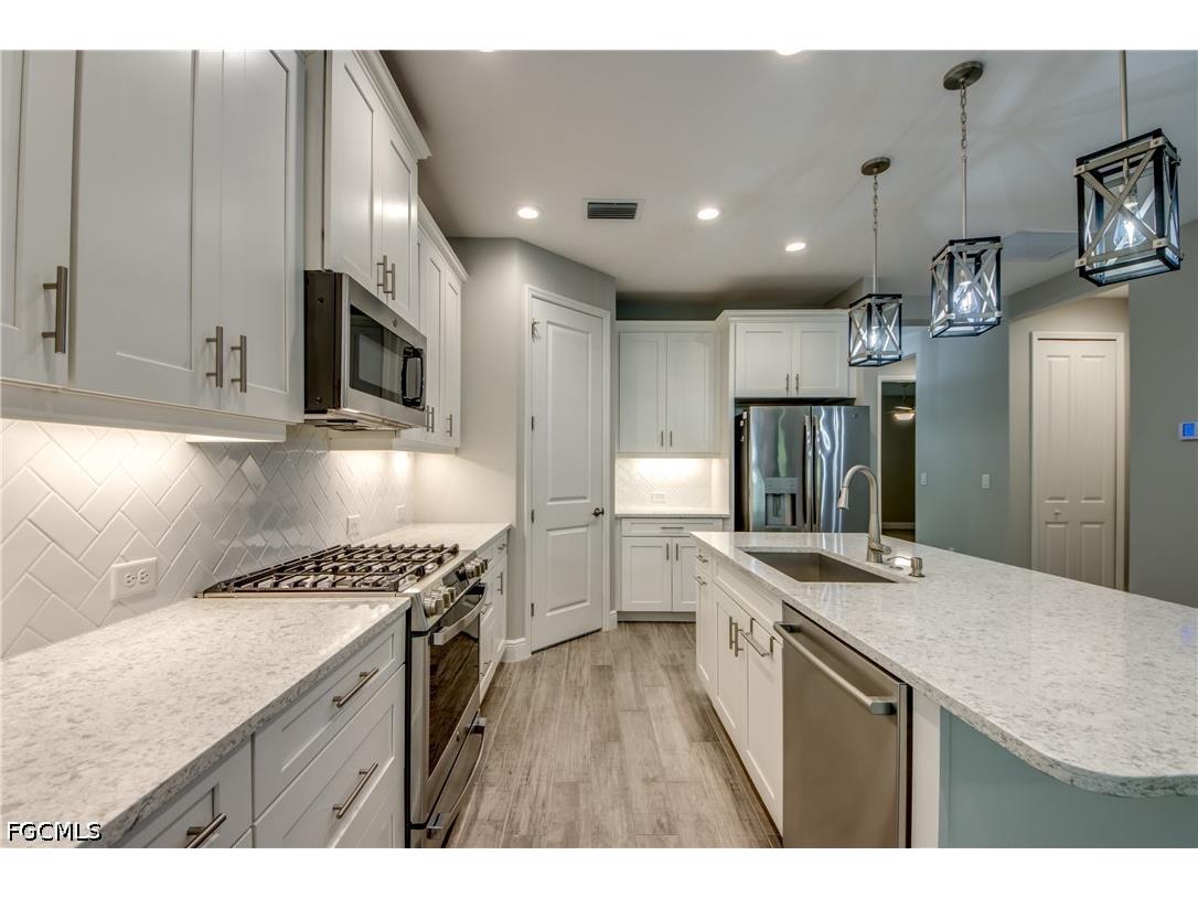 11759 Solano Drive Fort Myers FL 33966 2026027854 image10