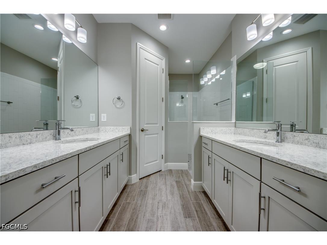 11759 Solano Drive Fort Myers FL 33966 2026027854 image16