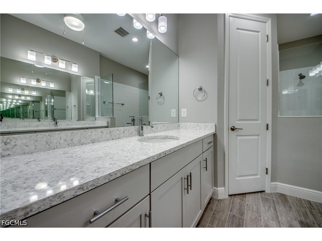 11759 Solano Drive Fort Myers FL 33966 2026027854 image17