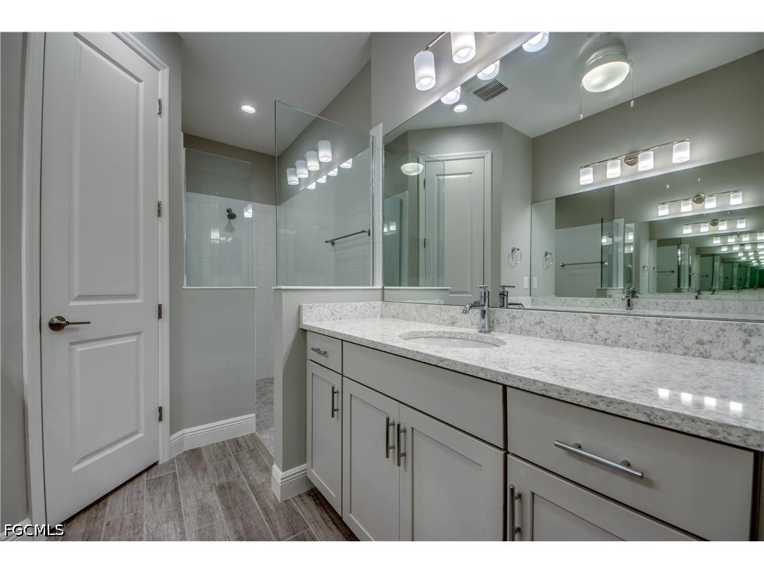 11759 Solano Drive Fort Myers FL 33966 2026027854 image18