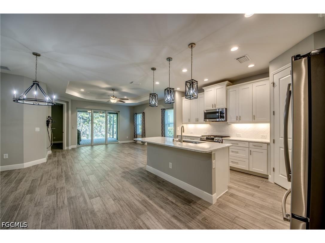 11759 Solano Drive Fort Myers FL 33966 2026027854 image8