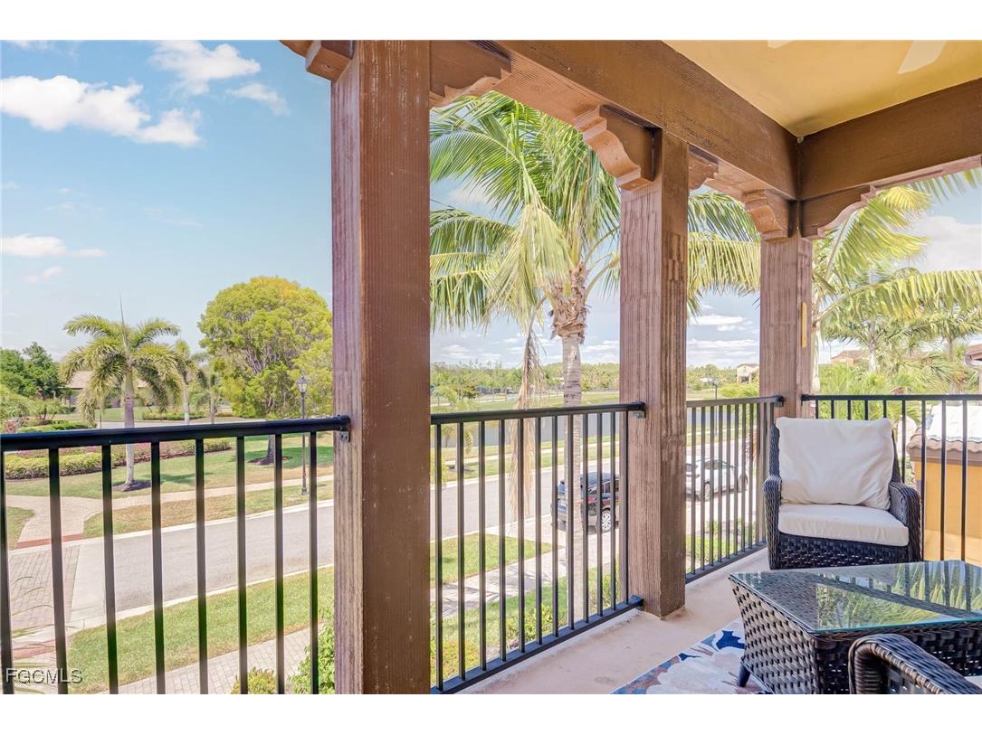 11761 Adoncia Way #3907 Fort Myers FL 33912 2025023033 image2