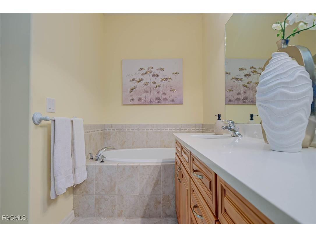 11761 Adoncia Way #3907 Fort Myers FL 33912 2025023033 image24