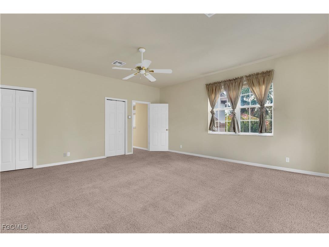 11771 Pinewood Lakes Drive Fort Myers FL 33913 2025010251 image22
