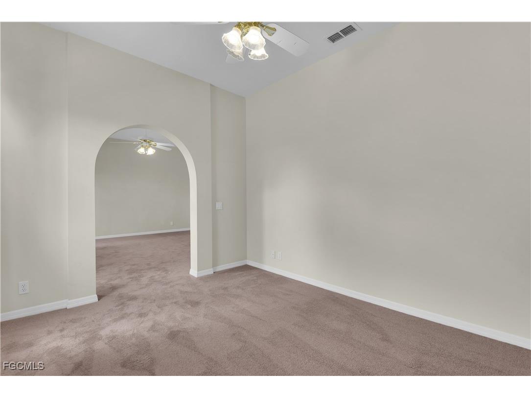 11771 Pinewood Lakes Drive Fort Myers FL 33913 2025010251 image24