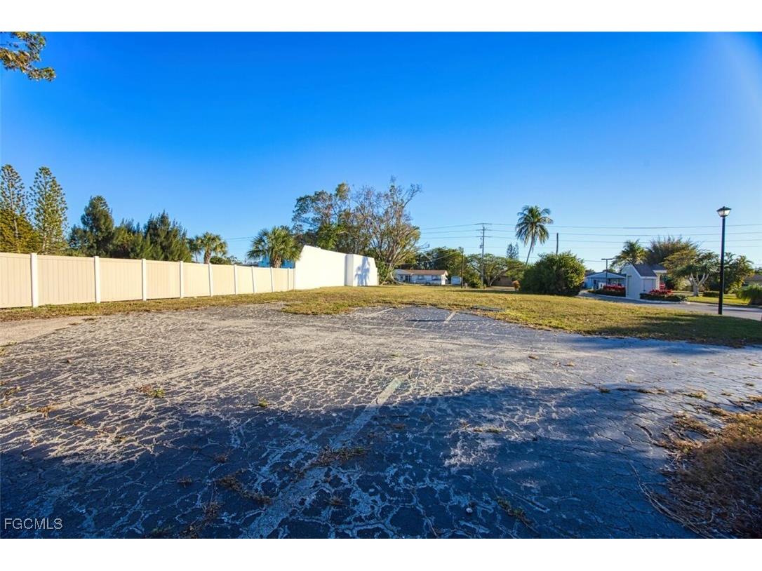 11780 Iona Road Fort Myers FL 33908 2026005628 image14