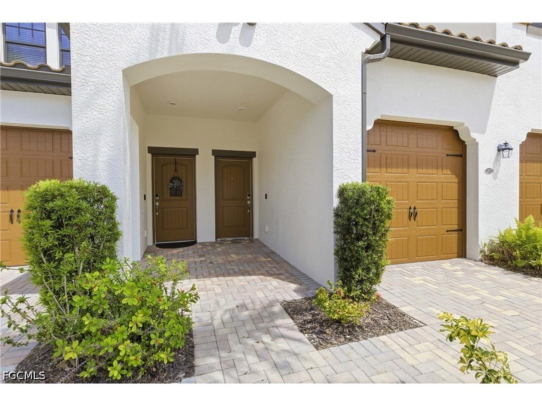 11781 Grand Belvedere Way Fort Myers FL 33913 2026018858 image5