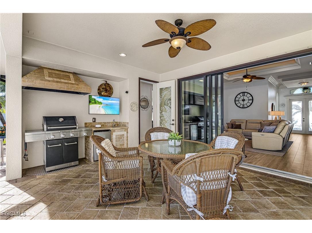 11781 Lady Anne Circle Cape Coral FL 33991 2026001031 image8