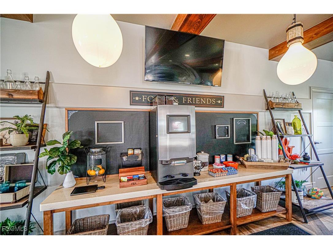 11785 Grand Belvedere Way #102 Fort Myers FL 33913 2025013670 image46