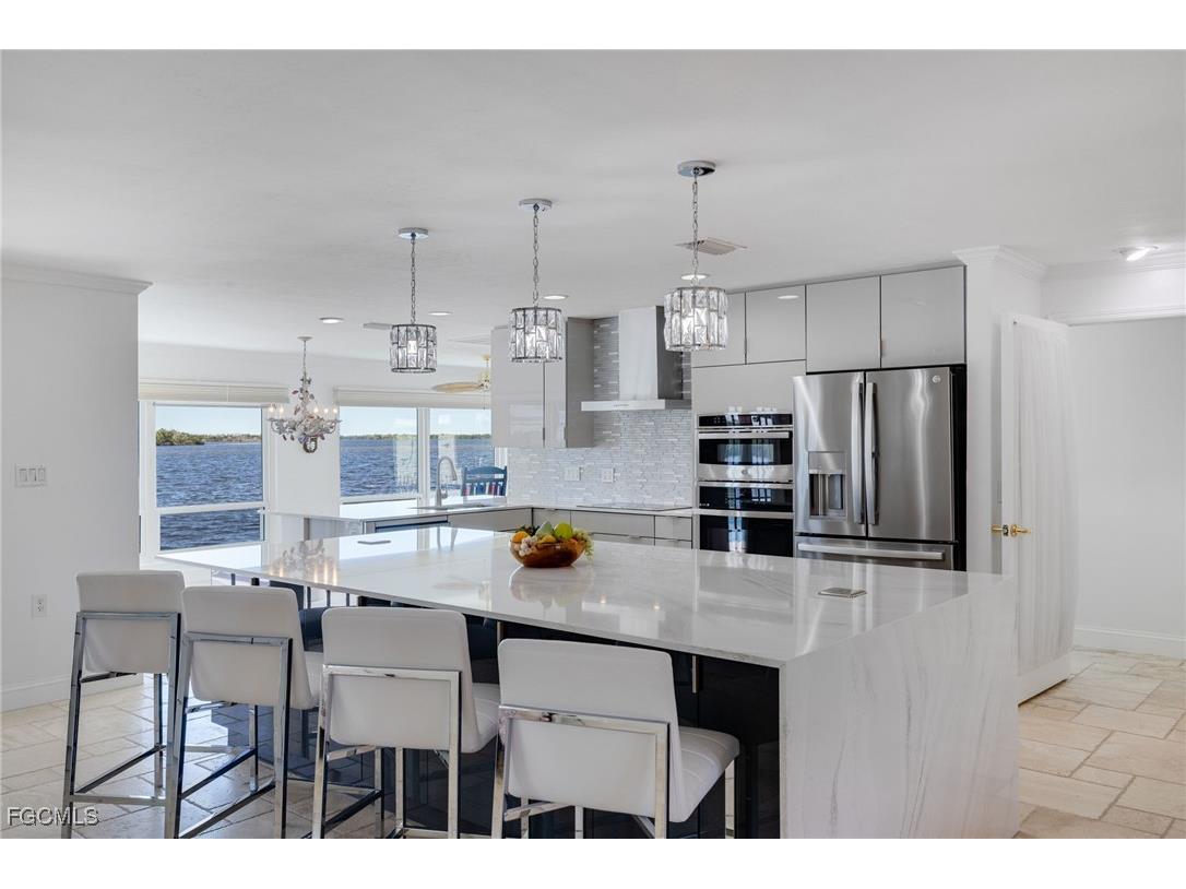 11787 Island Avenue Matlacha FL 33993 2025020598 image10