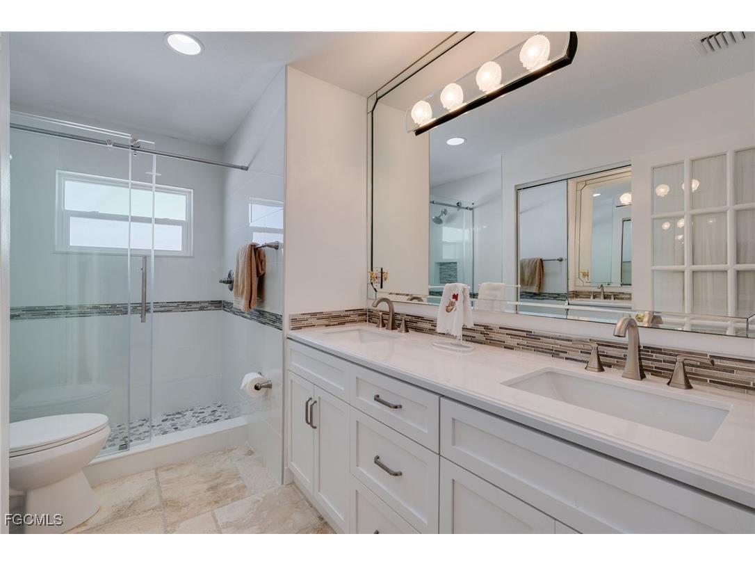 11787 Island Avenue Matlacha FL 33993 2025020598 image22