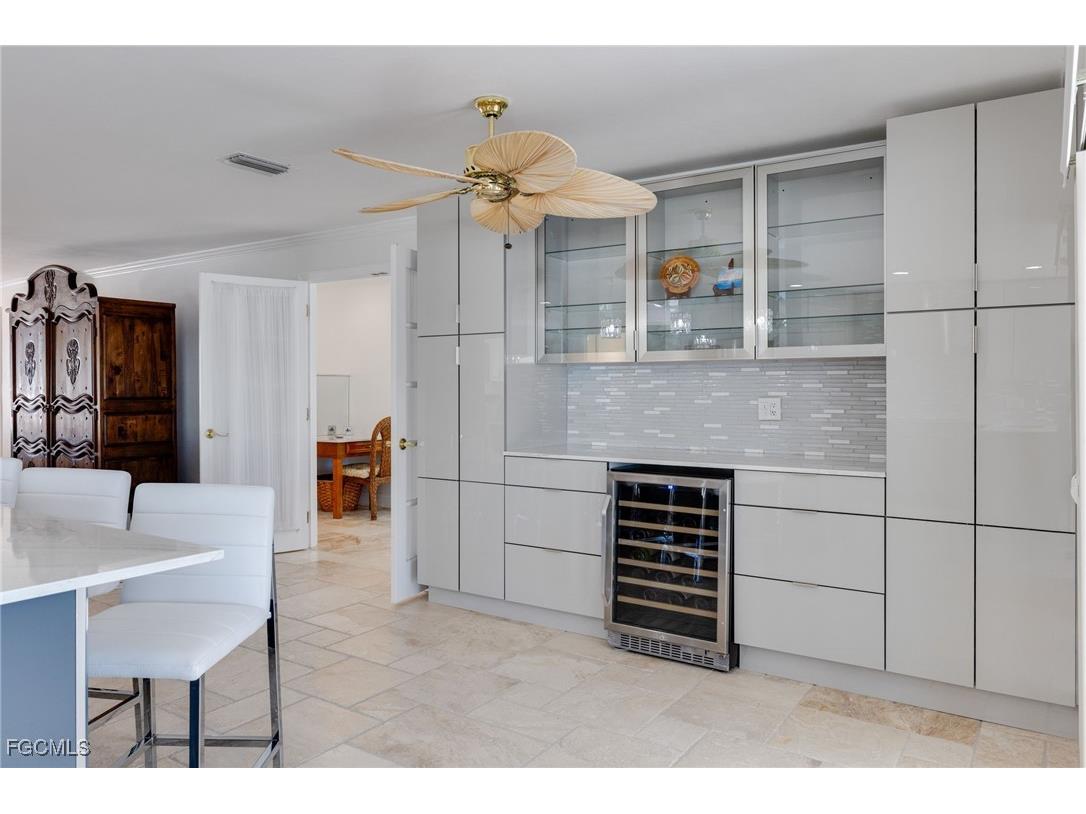 11787 Island Avenue Matlacha FL 33993 2025020598 image7