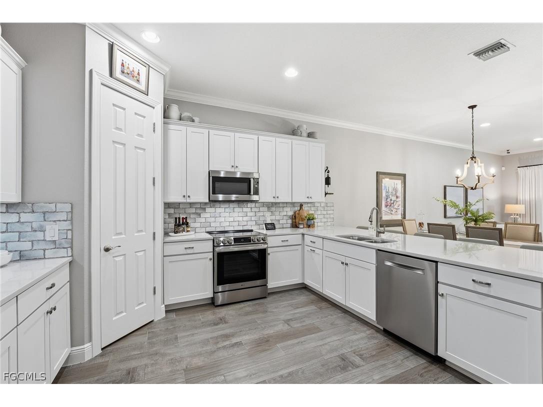 1179 S Town And River Drive Fort Myers FL 33919 2026009995 image7