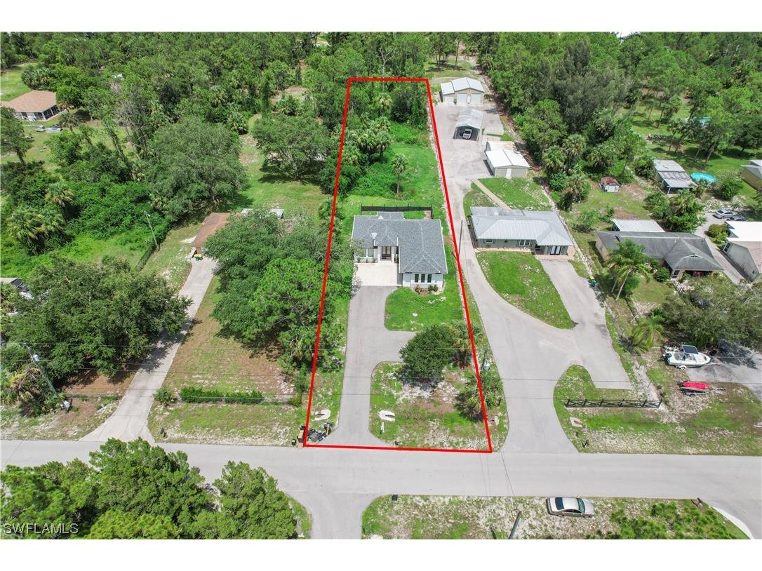 118 12th Street SE Naples FL 34117 223053728 image1