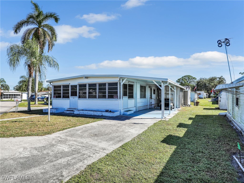 118 Flame Lane North Fort Myers FL 33917 224094842 image1