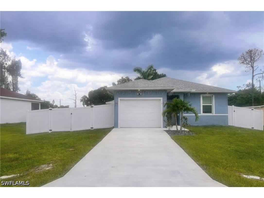 118 Lucille Avenue Fort Myers FL 33916 226012684 image1