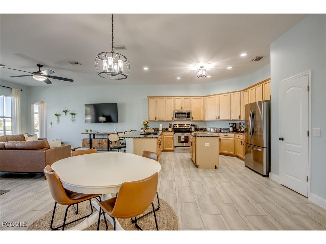 118 NE 21st Avenue Cape Coral FL 33909 2025004261 image10