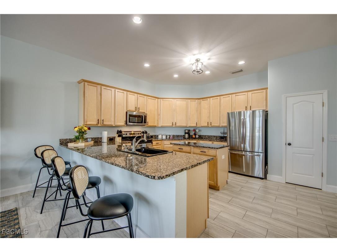 118 NE 21st Avenue Cape Coral FL 33909 2025004261 image12