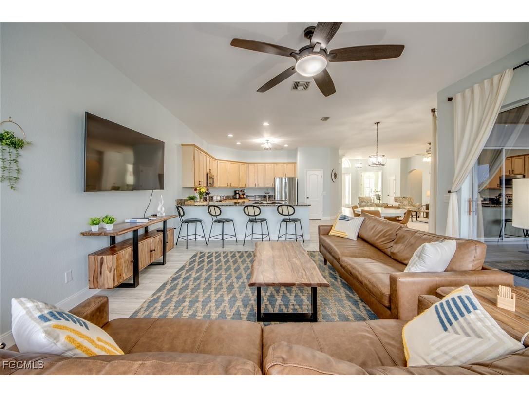 118 NE 21st Avenue Cape Coral FL 33909 2025004261 image16