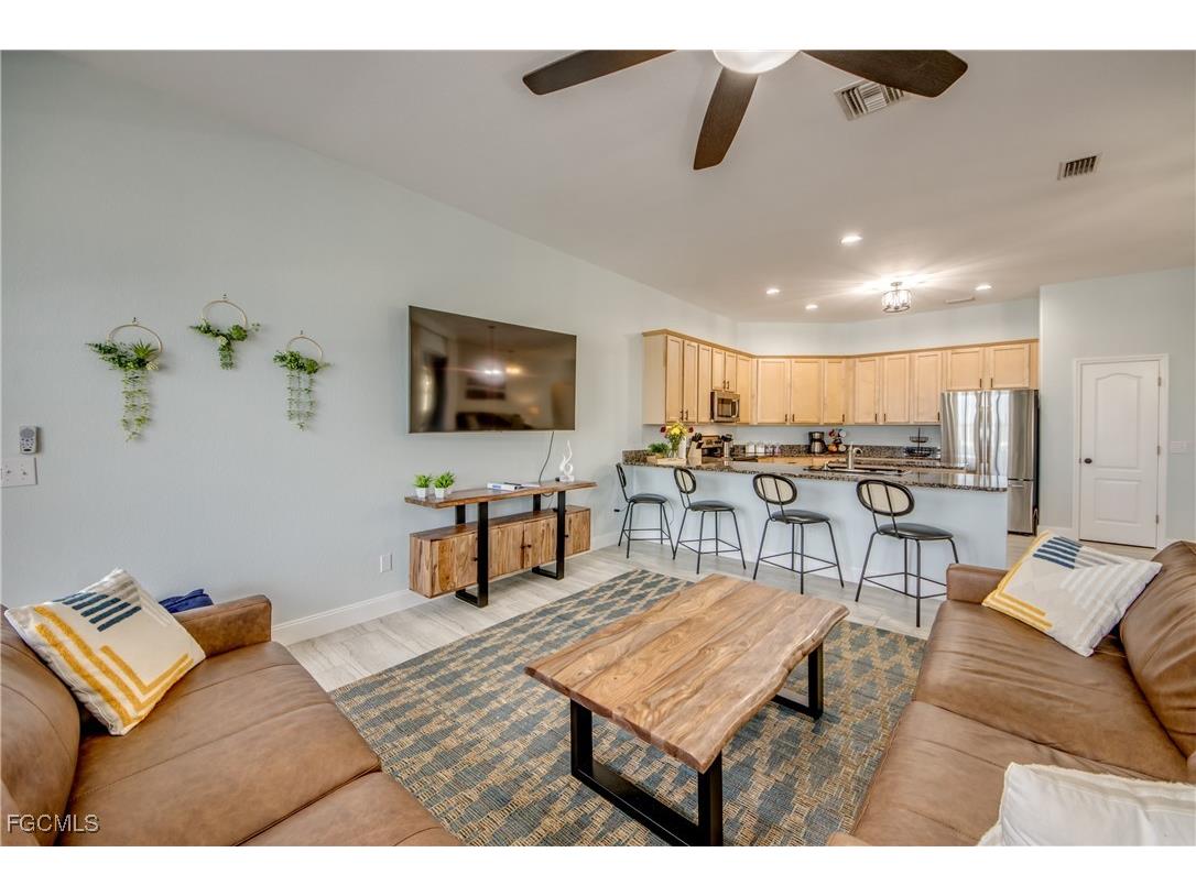 118 NE 21st Avenue Cape Coral FL 33909 2025004261 image17