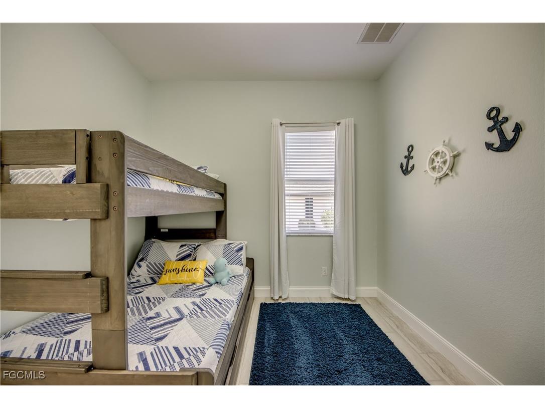 118 NE 21st Avenue Cape Coral FL 33909 2025004261 image26
