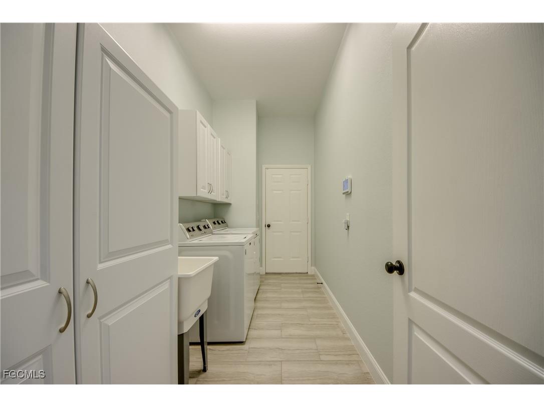 118 NE 21st Avenue Cape Coral FL 33909 2025004261 image34
