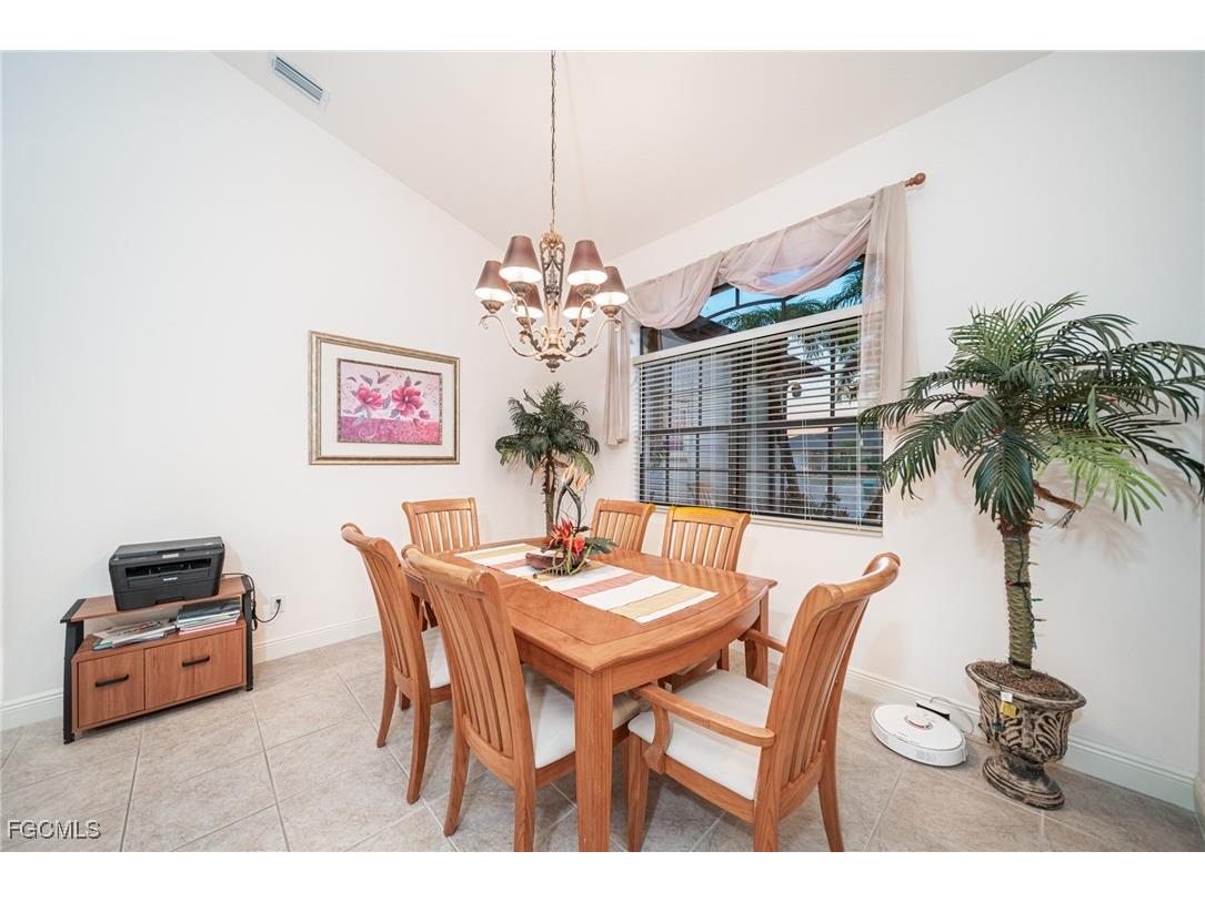 118 SE 23rd Place Cape Coral FL 33990 2025014781 image11