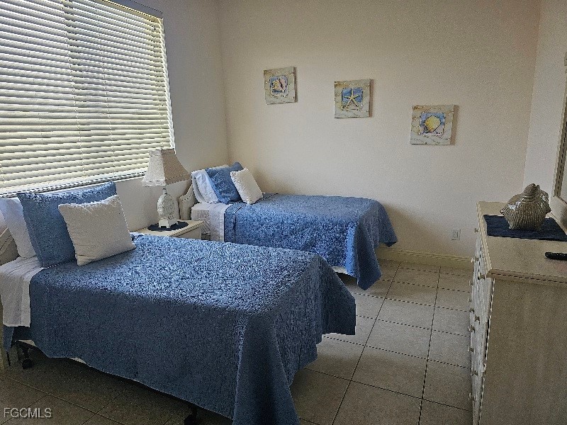 118 SE 23rd Place Cape Coral FL 33990 2025014781 image5