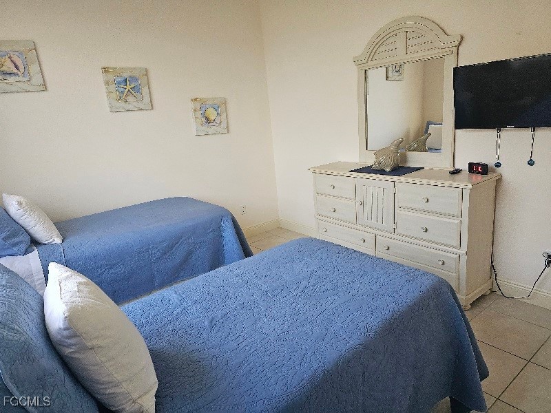 118 SE 23rd Place Cape Coral FL 33990 2025014781 image6