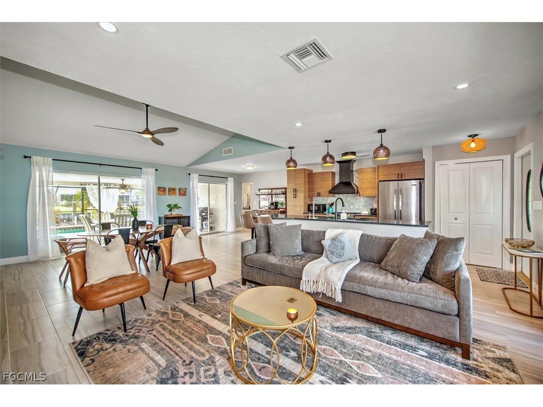 118 SE 43rd Street Cape Coral FL 33904 2026012700 image6