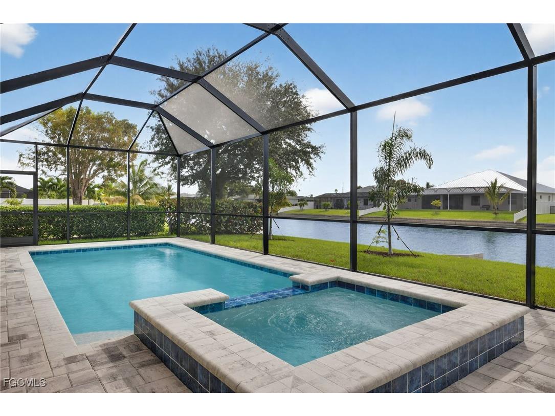 118 SW 20th Street Cape Coral FL 33991 2025019007 image2