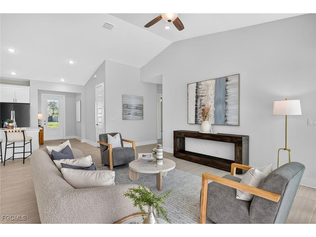 118 SW 20th Street Cape Coral FL 33991 2025019007 image8