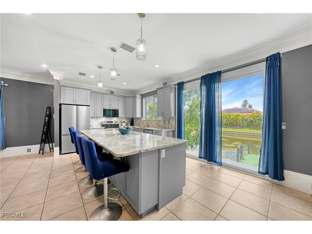 118 SW 21st Terrace Cape Coral FL 33991 2025003335 image13