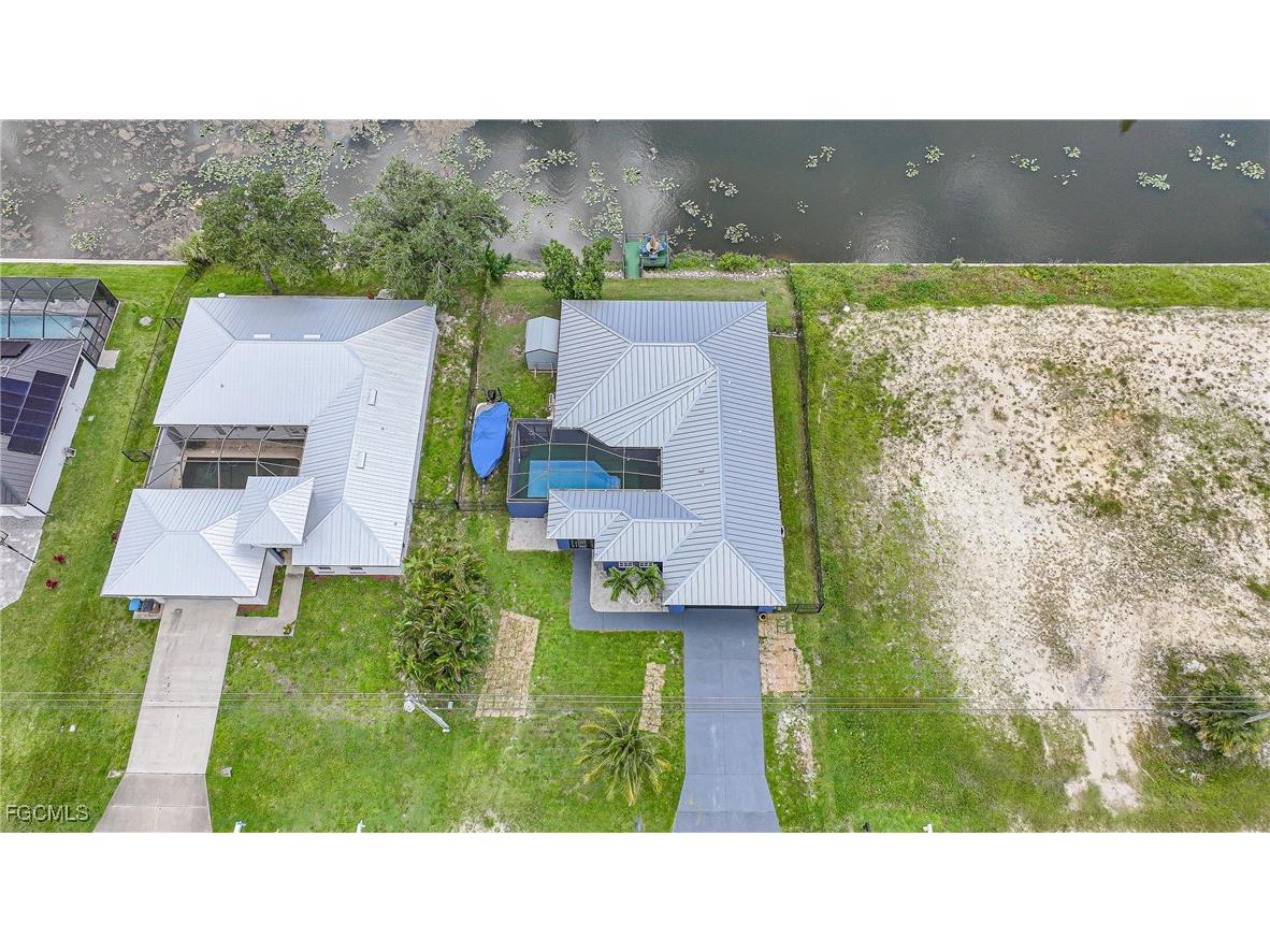118 SW 21st Terrace Cape Coral FL 33991 2025003335 image2