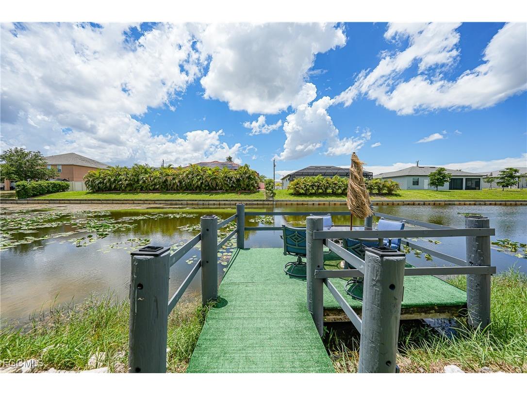 118 SW 21st Terrace Cape Coral FL 33991 2025003335 image34