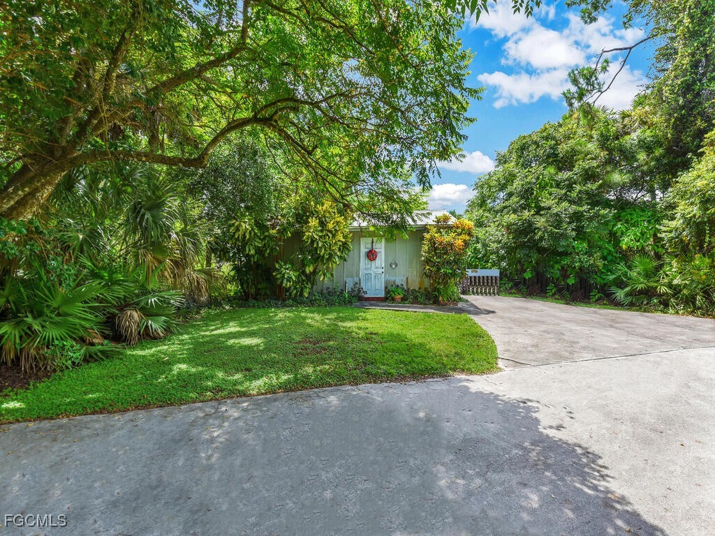 1180 29th Street SW Naples FL 34117 2025008137 image26