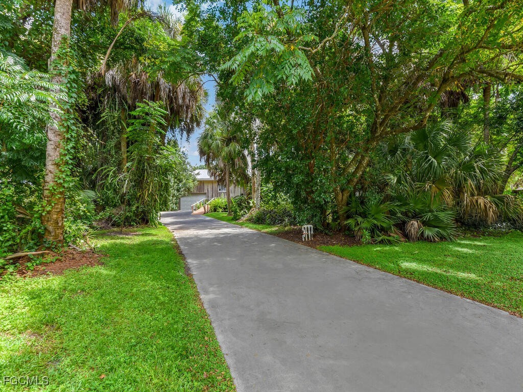 1180 29th Street SW Naples FL 34117 2025008137 image3