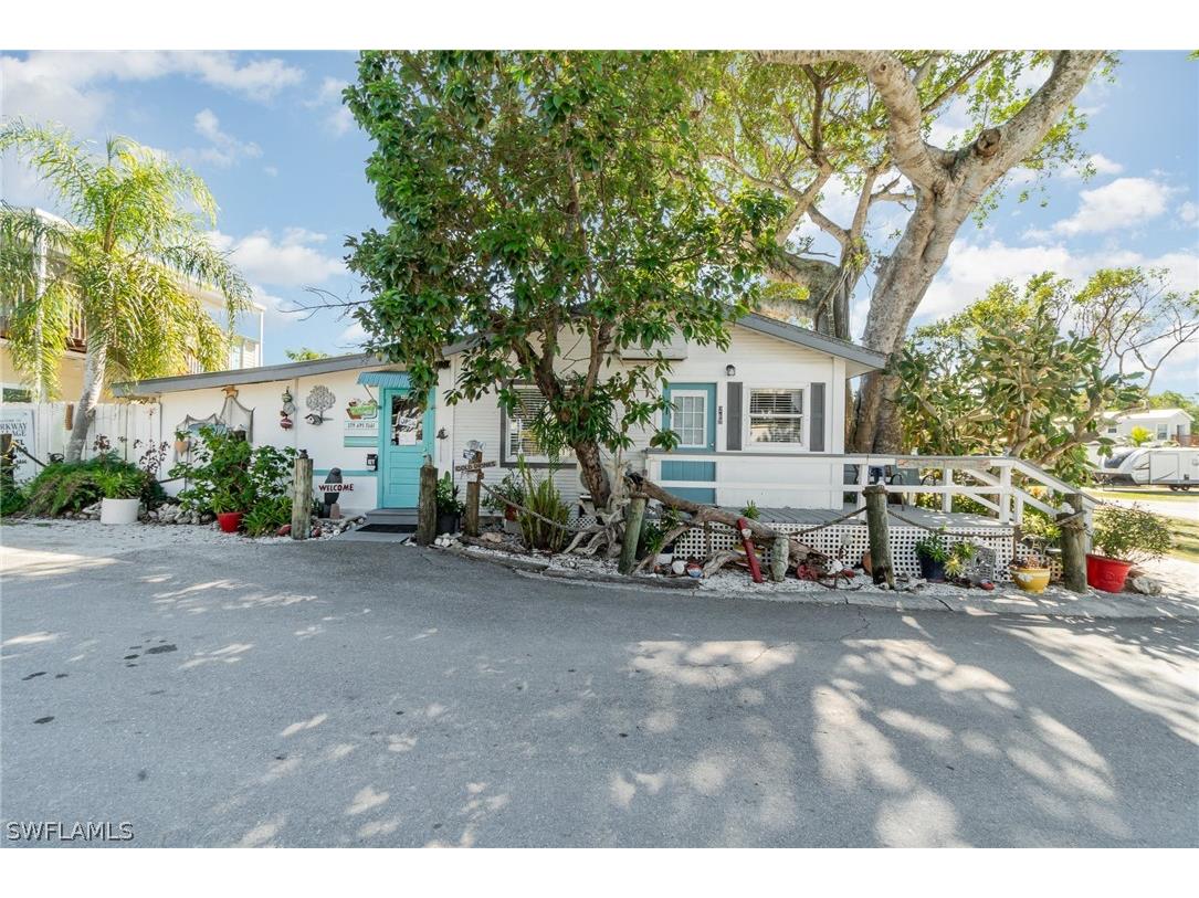 1180 Chokoloskee Drive #32 Chokoloskee FL 34138 226010908 image26
