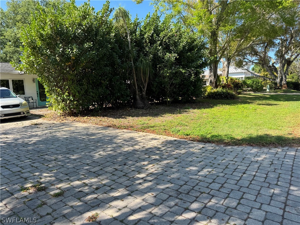 1180 Diana Avenue Naples FL 34103 226011532 image21
