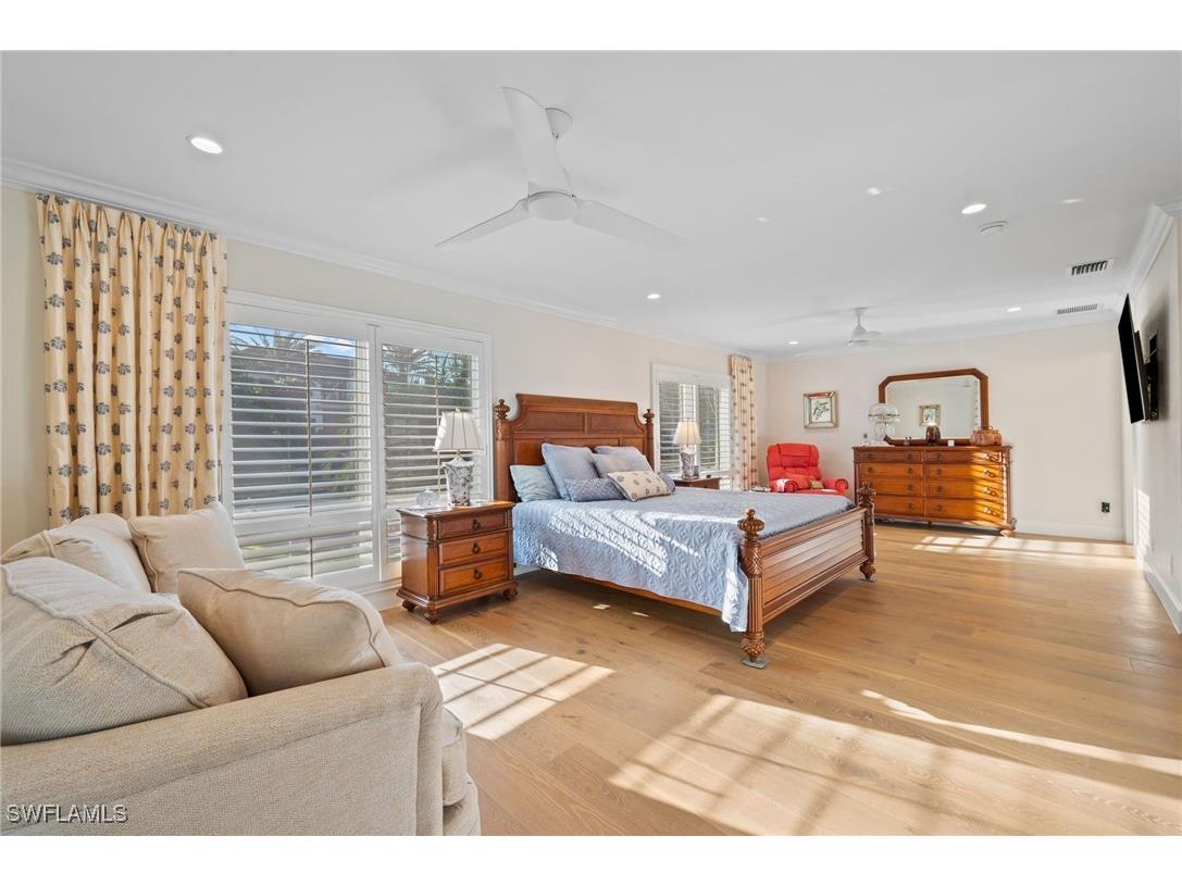 1180 Oleander Drive Naples FL 34102 225078854 image29