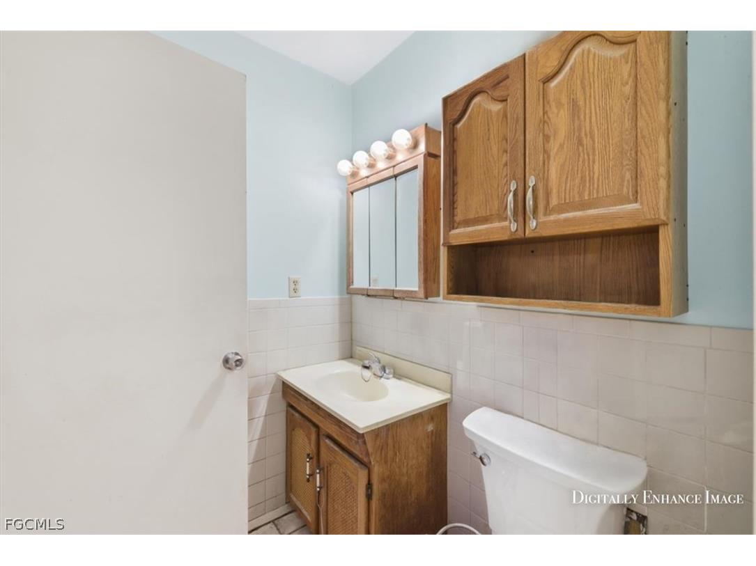 1180 Old Bridge Road North Fort Myers FL 33917 2026009030 image4