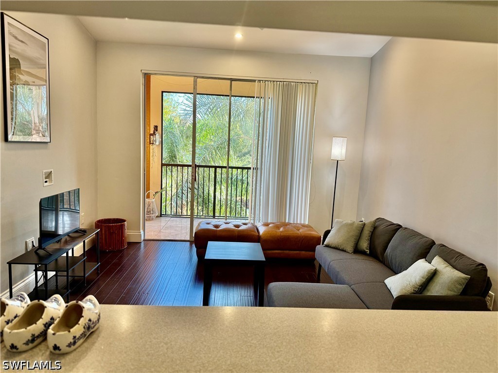 1180 Reserve Way #302 Naples FL 34105 226012943 image2
