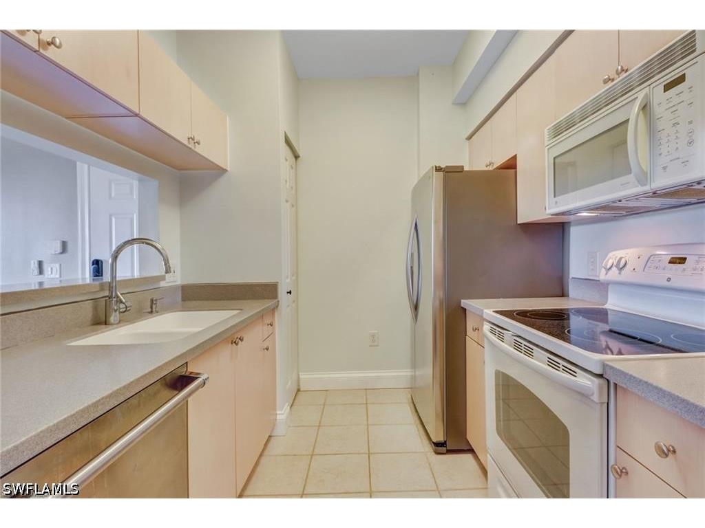 1180 Reserve Way #302 Naples FL 34105 226012943 image6