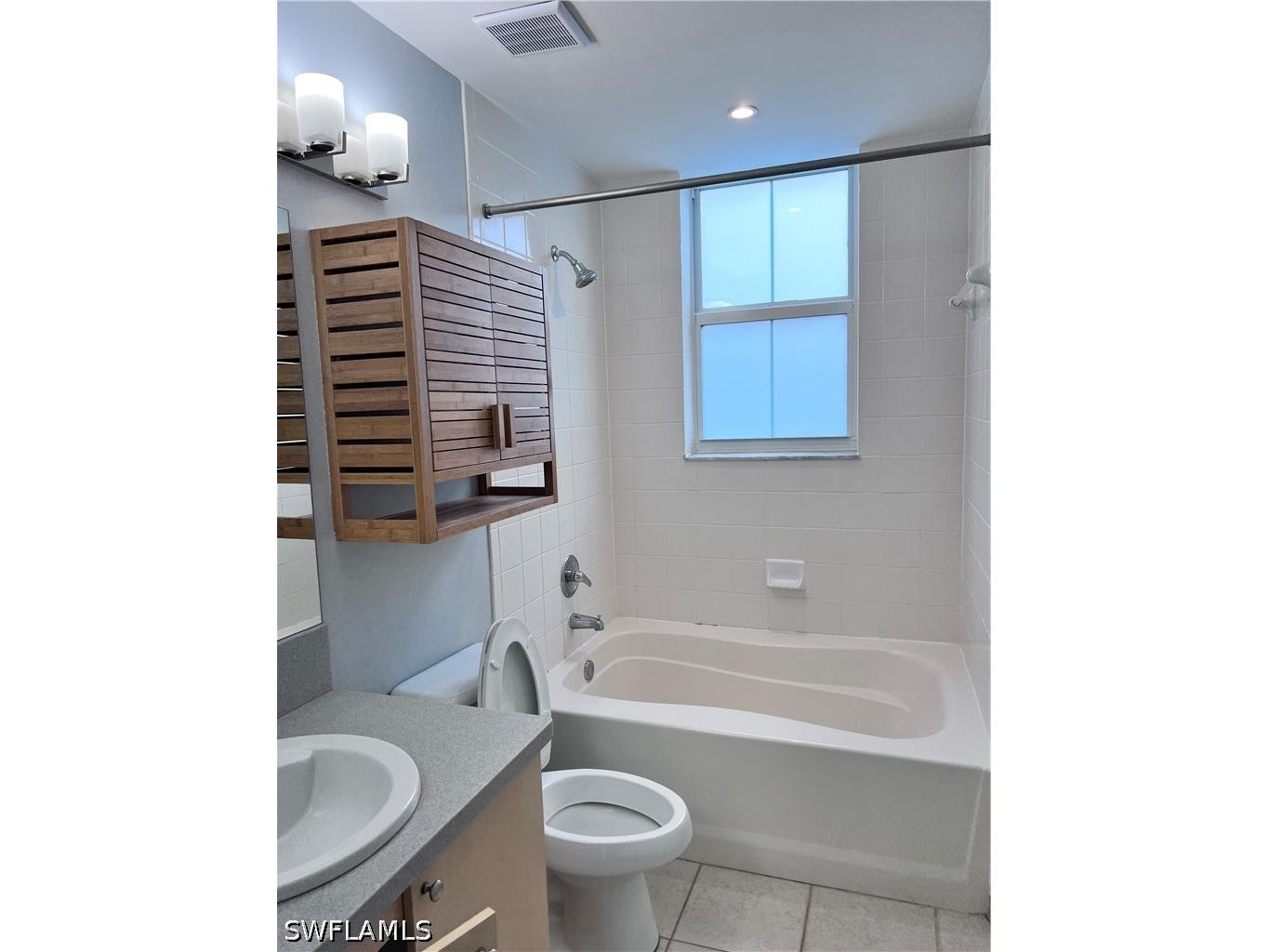 1180 Reserve Way #302 Naples FL 34105 226012943 image9