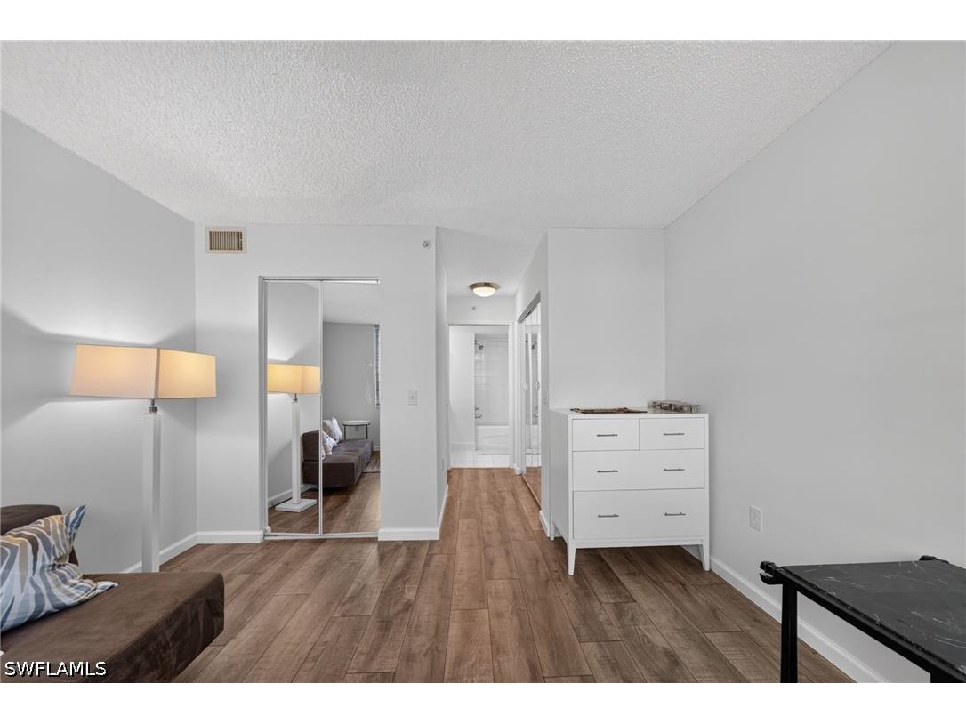 1180 Wildwood Lakes Boulevard #106 Naples FL 34104 226008872 image18