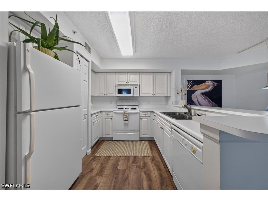 1180 Wildwood Lakes Boulevard #106 Naples FL 34104 226008872 image6