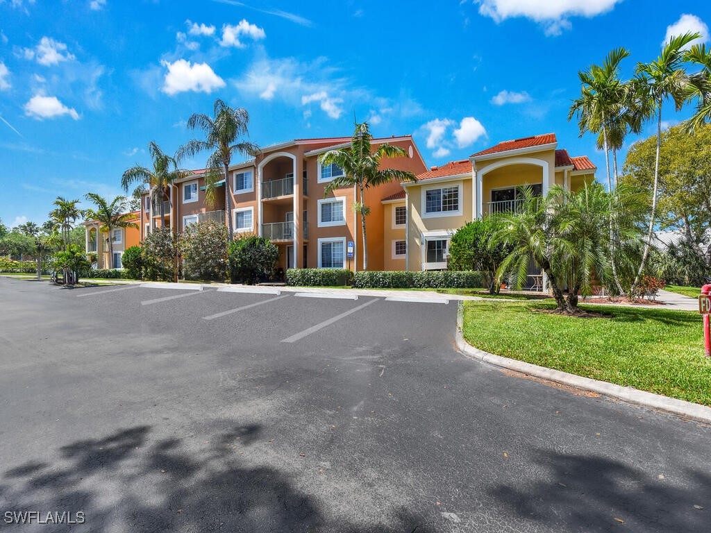 1180 Wildwood Lakes Boulevard #207 Naples FL 34104 225032973 image1