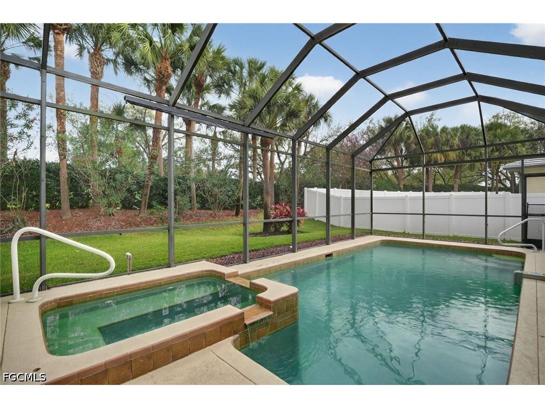 11801 Pine Timber Lane Fort Myers FL 33913 2026014811 image2