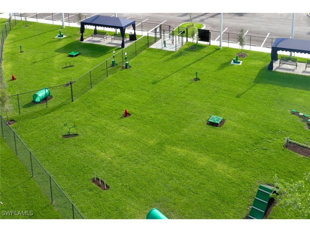 11805 Drake Lane Naples FL 34120 225073340 image27