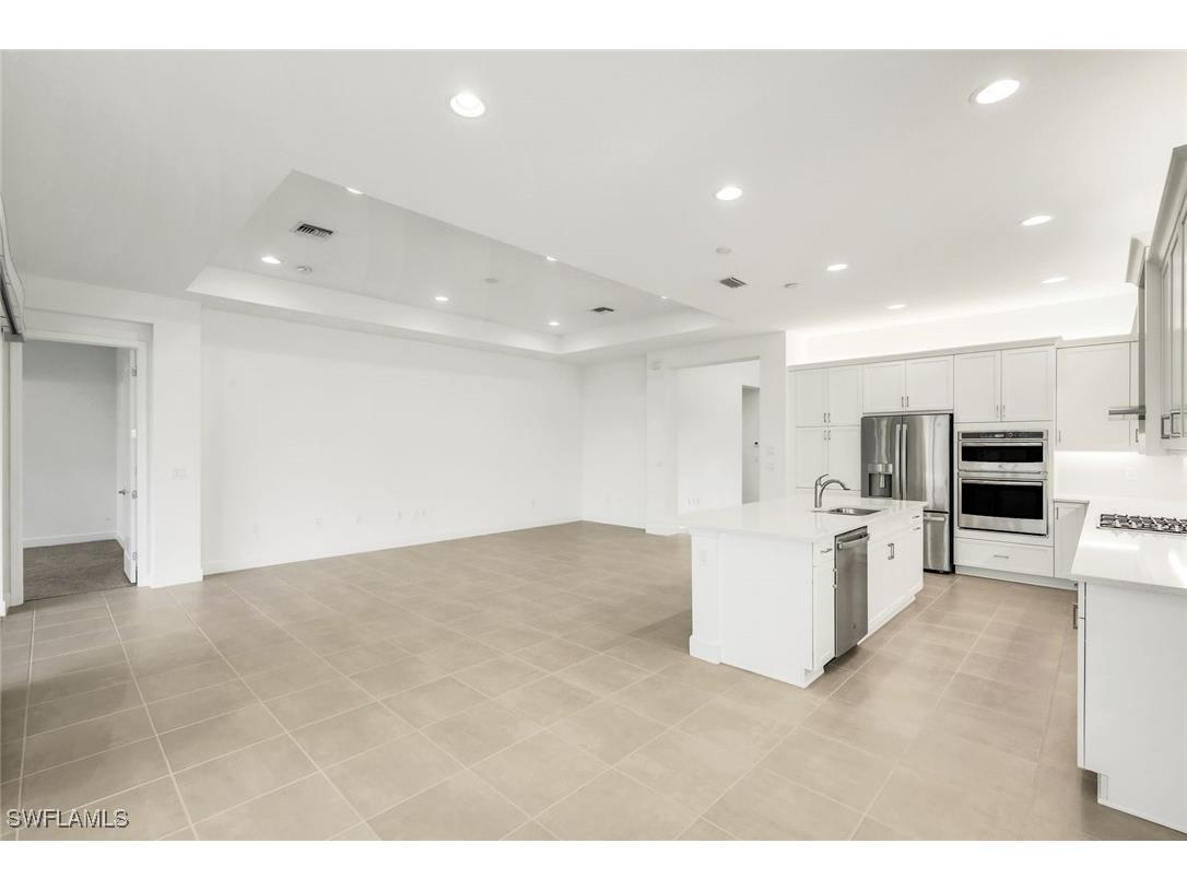 11805 Drake Lane Naples FL 34120 225073340 image8